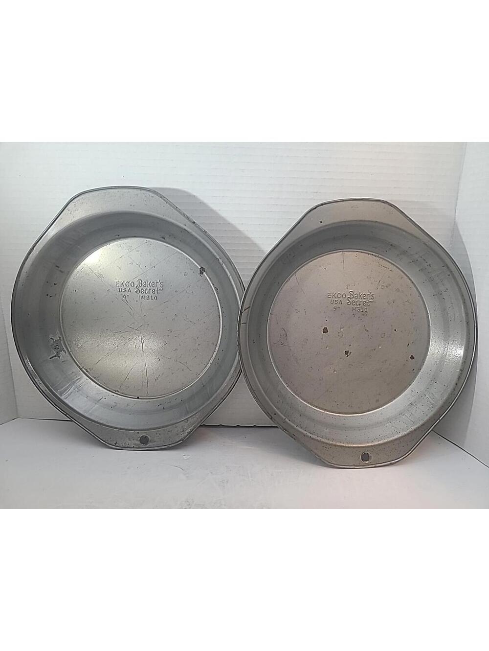 Vintage Set Of 2 Ekco 9” Pie Pan Baker’s Secret Metal Bakeware M310 Baking Pans